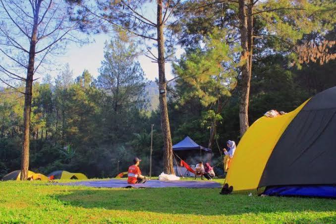 Tapian Asri Camp Hotell Bukittinggi Exteriör bild