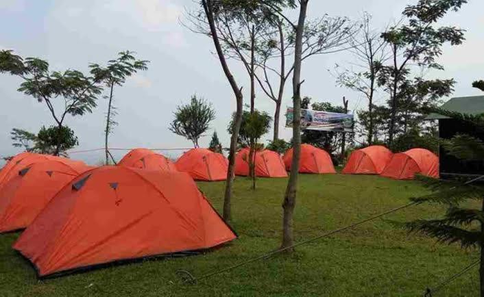 Tapian Asri Camp Hotell Bukittinggi Exteriör bild