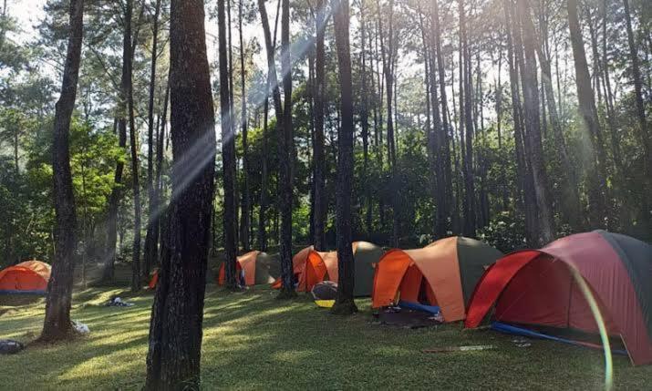 Tapian Asri Camp Hotell Bukittinggi Exteriör bild